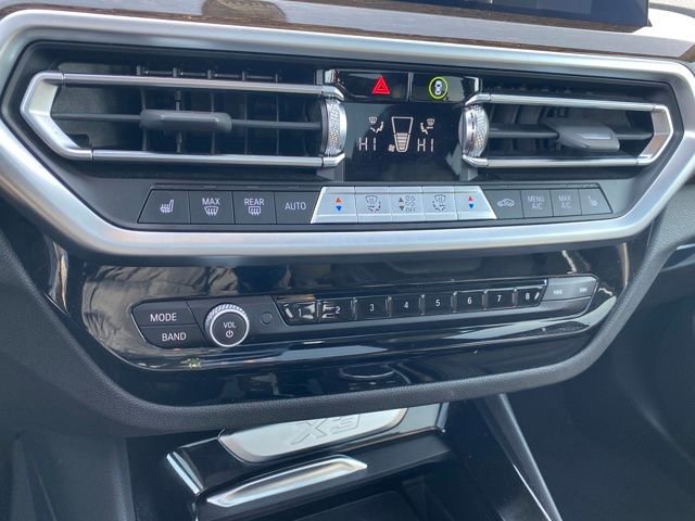 Used 2023 BMW X3 xDrive30i image 13