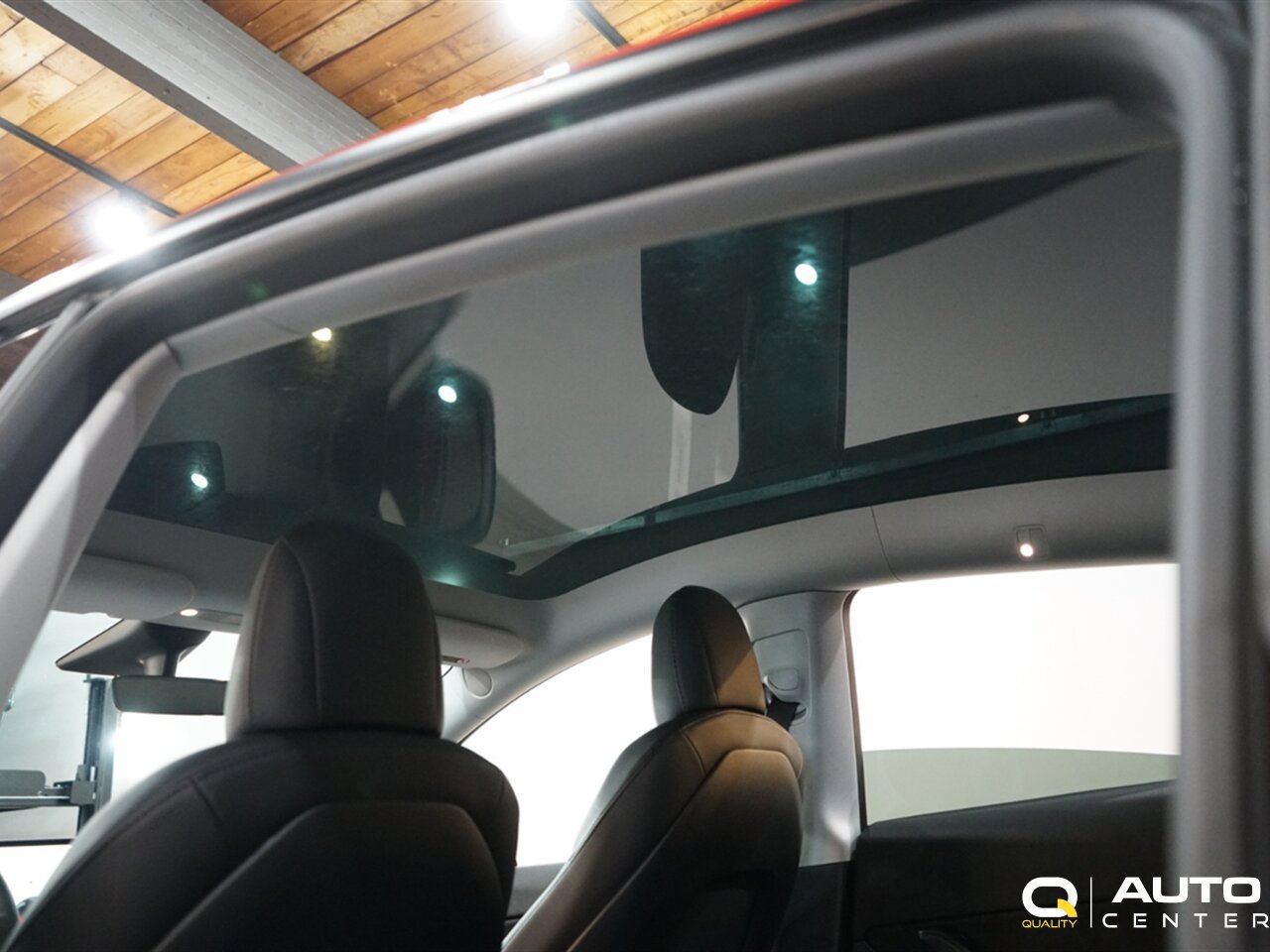 Used 2021 Tesla Model Y Long Range image 25