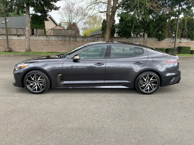 Used 2022 Kia Stinger GT-Line AWD/4WD image 2
