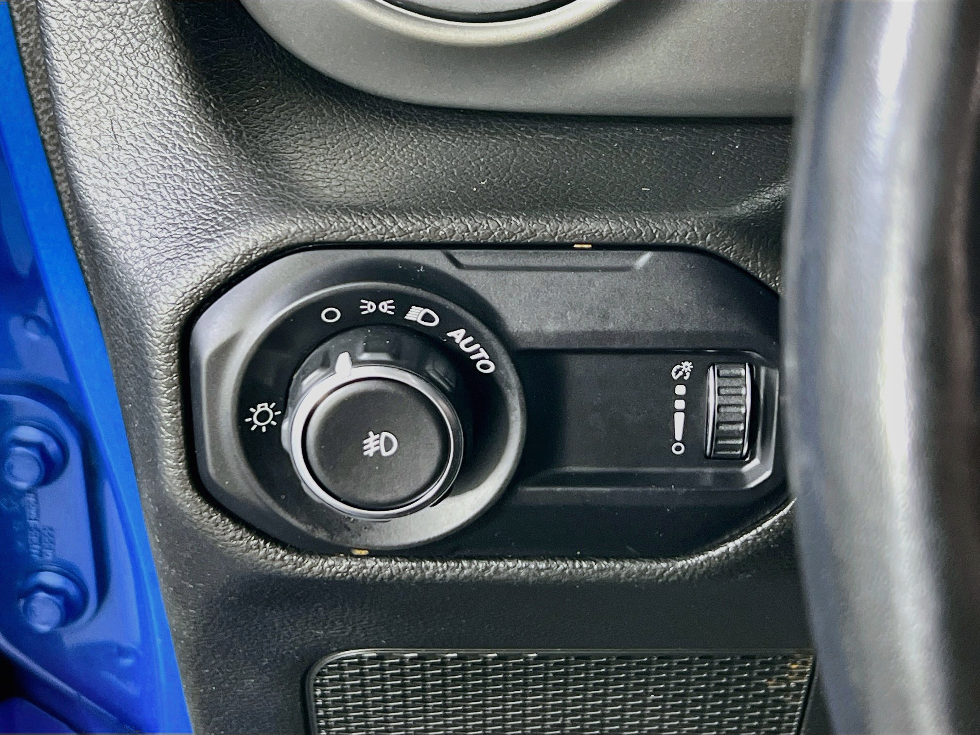 Used 2023 Jeep Wrangler Unlimited Sport AWD/4WD image 10