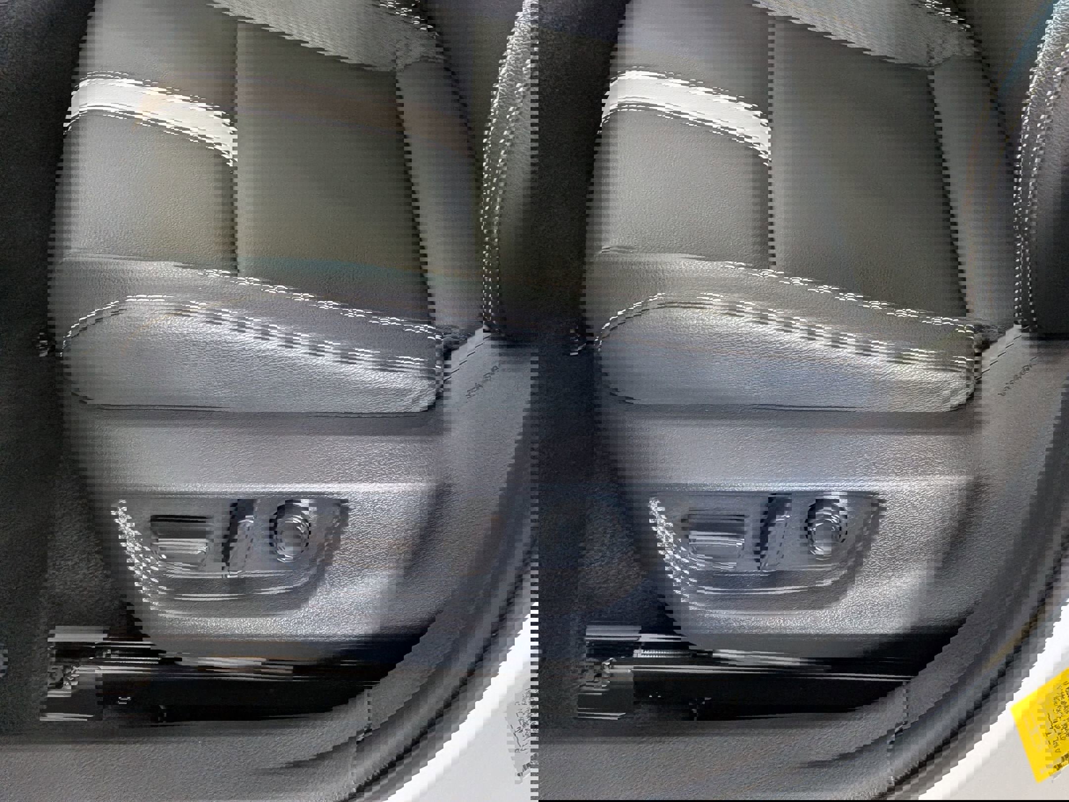 Certified 2025 Toyota Camry SE image 12