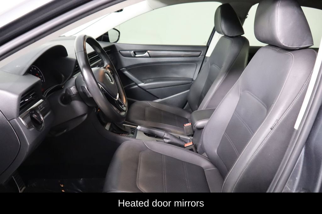 Used 2020 Volkswagen Passat 2.0T R-Line image 13