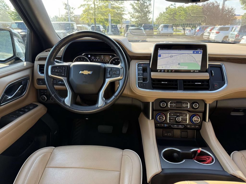 Used 2021 Chevrolet Tahoe Premier AWD/4WD image 19