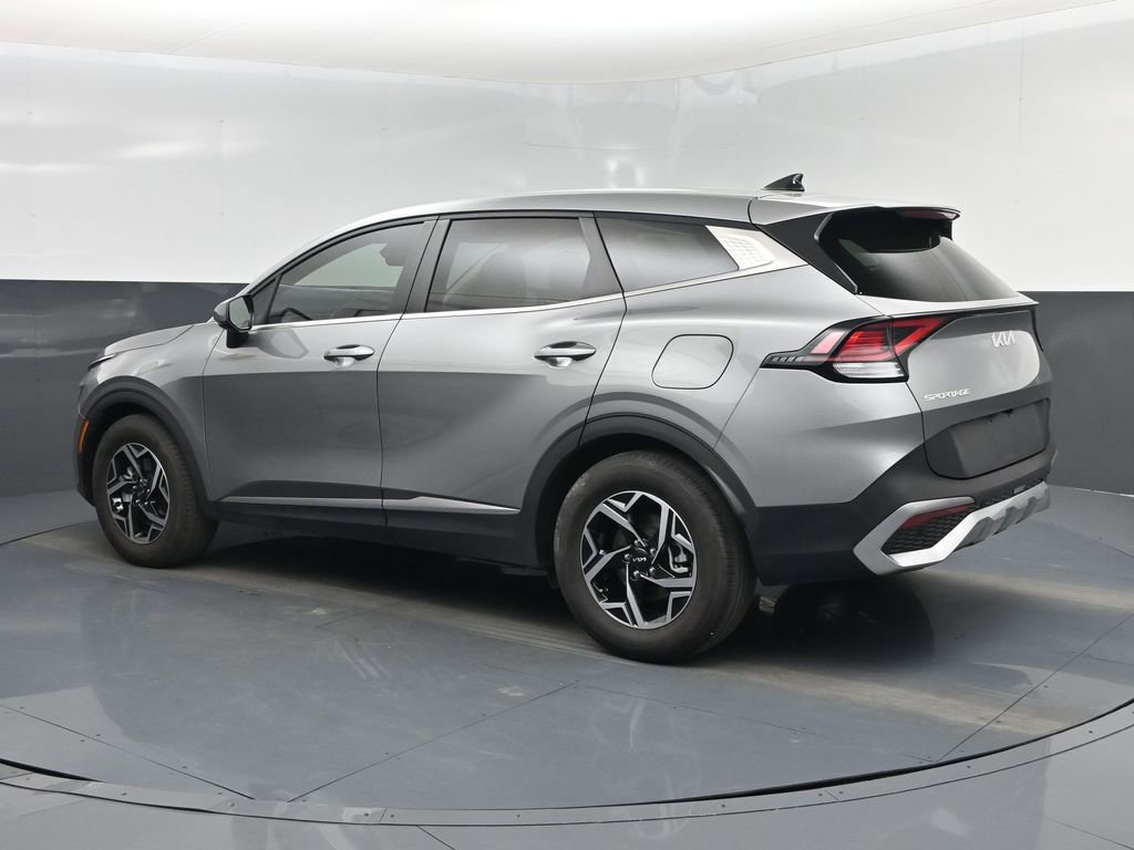 Certified 2024 Kia Sportage LX image 4