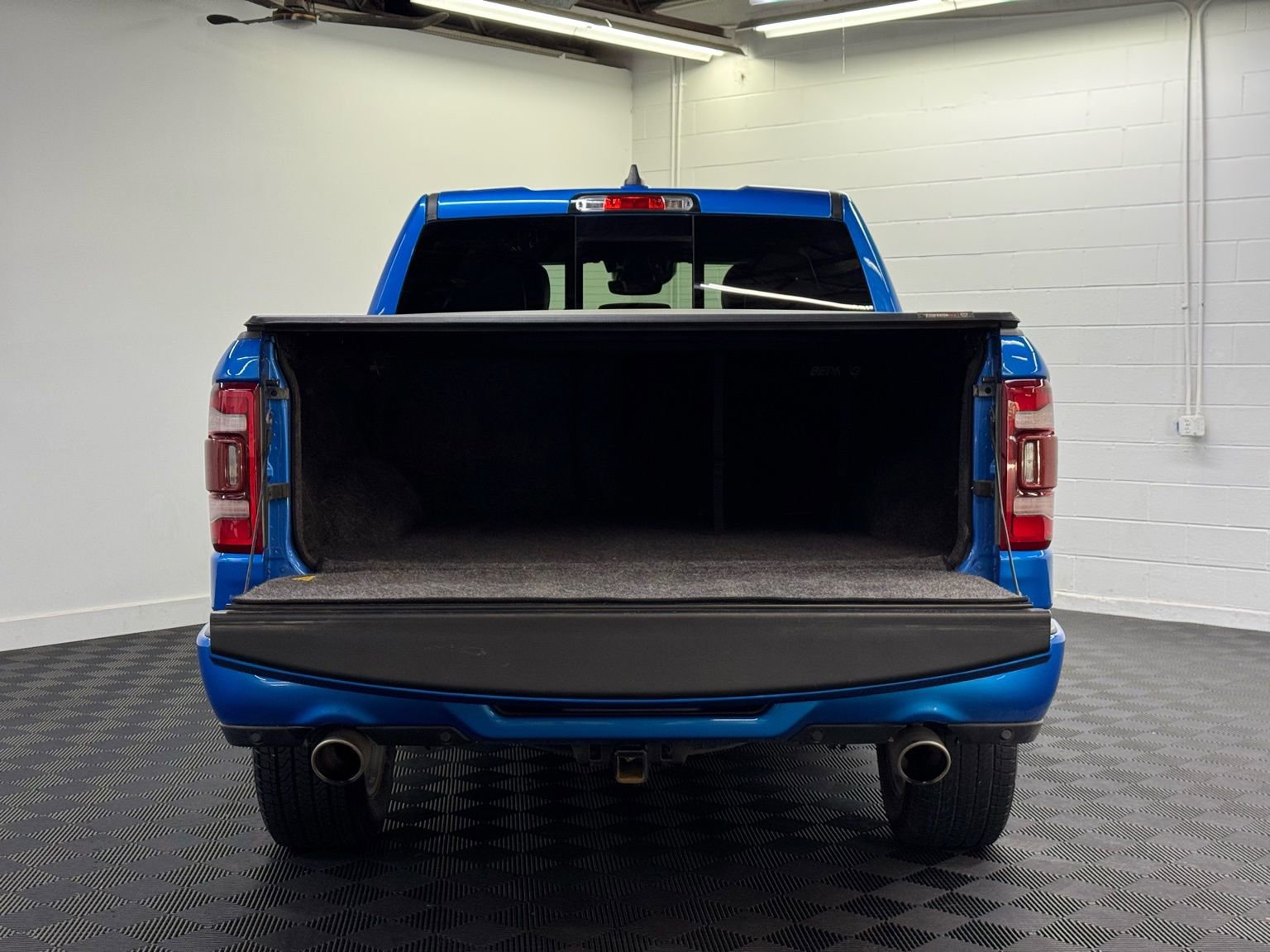 Used 2022 RAM 1500 Laramie w/ G/T Package image 39