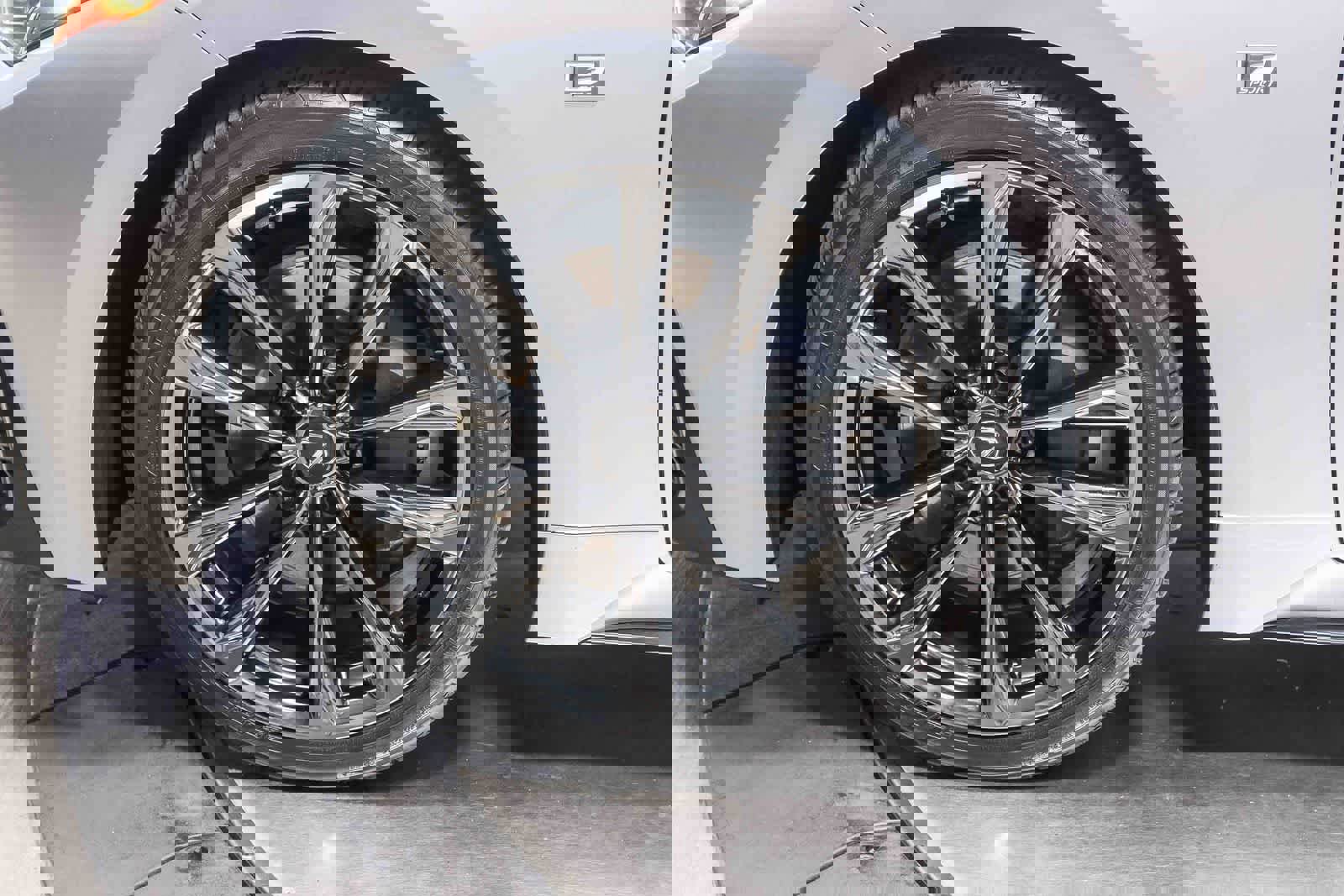 Used 2023 Lexus IS 350 F Sport w/ Accessory Package image 9