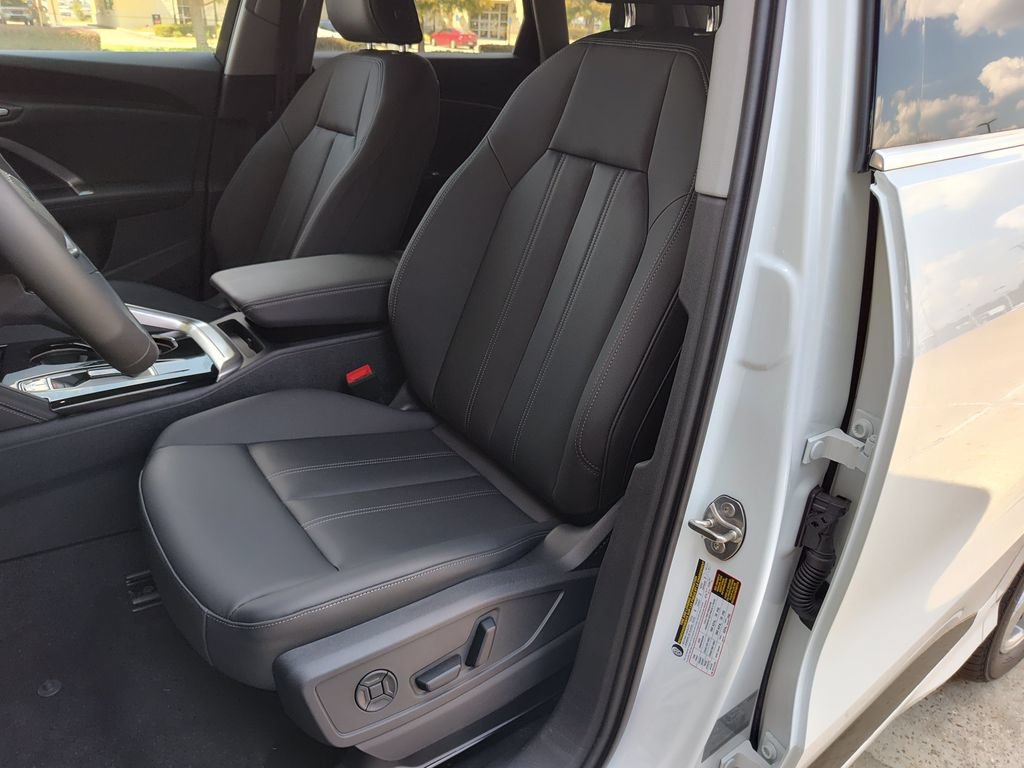 New 2026 Audi Q5 Premium Plus AWD/4WD image 6