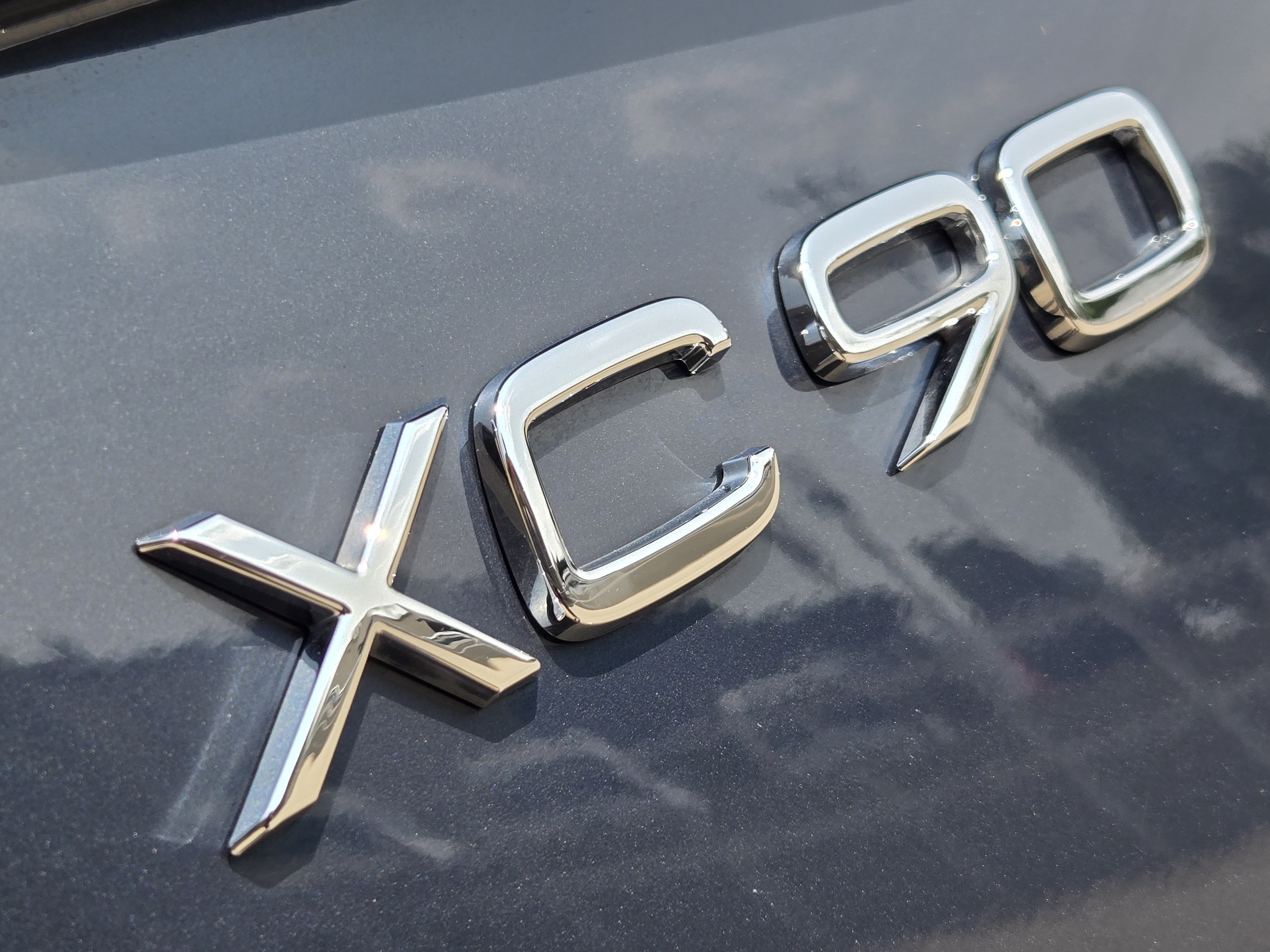 Certified 2026 Volvo XC90 B6 Plus w/ Protection Package Premier AWD/4WD image 46