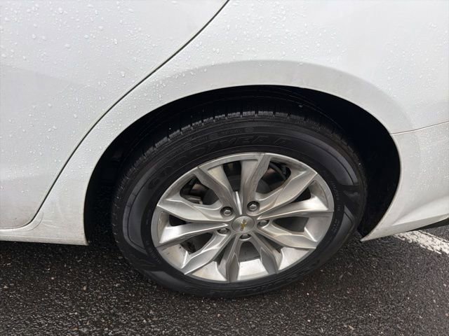 Used 2024 Chevrolet Malibu LT image 18