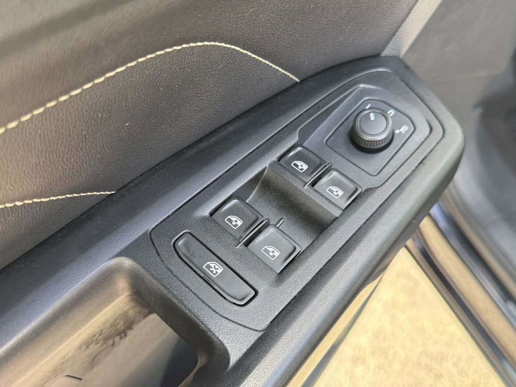 Used 2020 Volkswagen Atlas Cross Sport SEL image 20