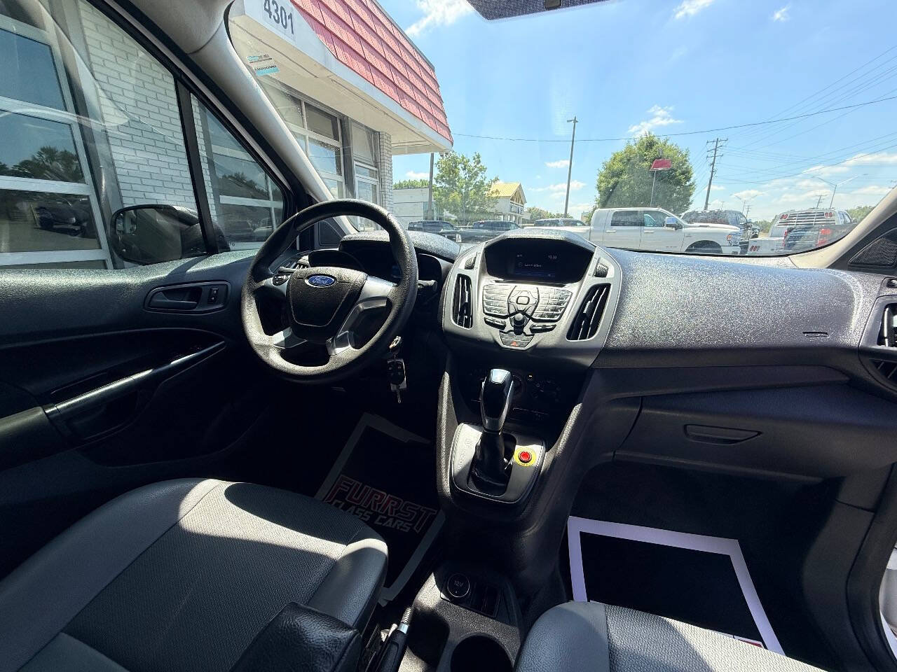 Used 2017 Ford Transit Connect XL FWD image 37
