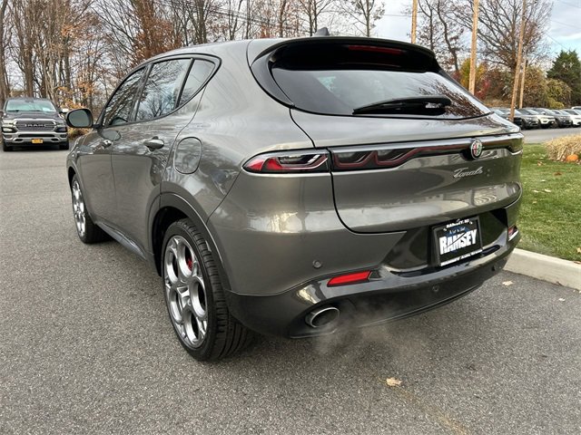 Used 2024 Alfa Romeo Tonale Veloce w/ Premium Interior Package image 6