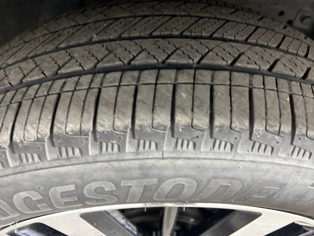 Used 2024 Nissan Pathfinder Platinum image 14