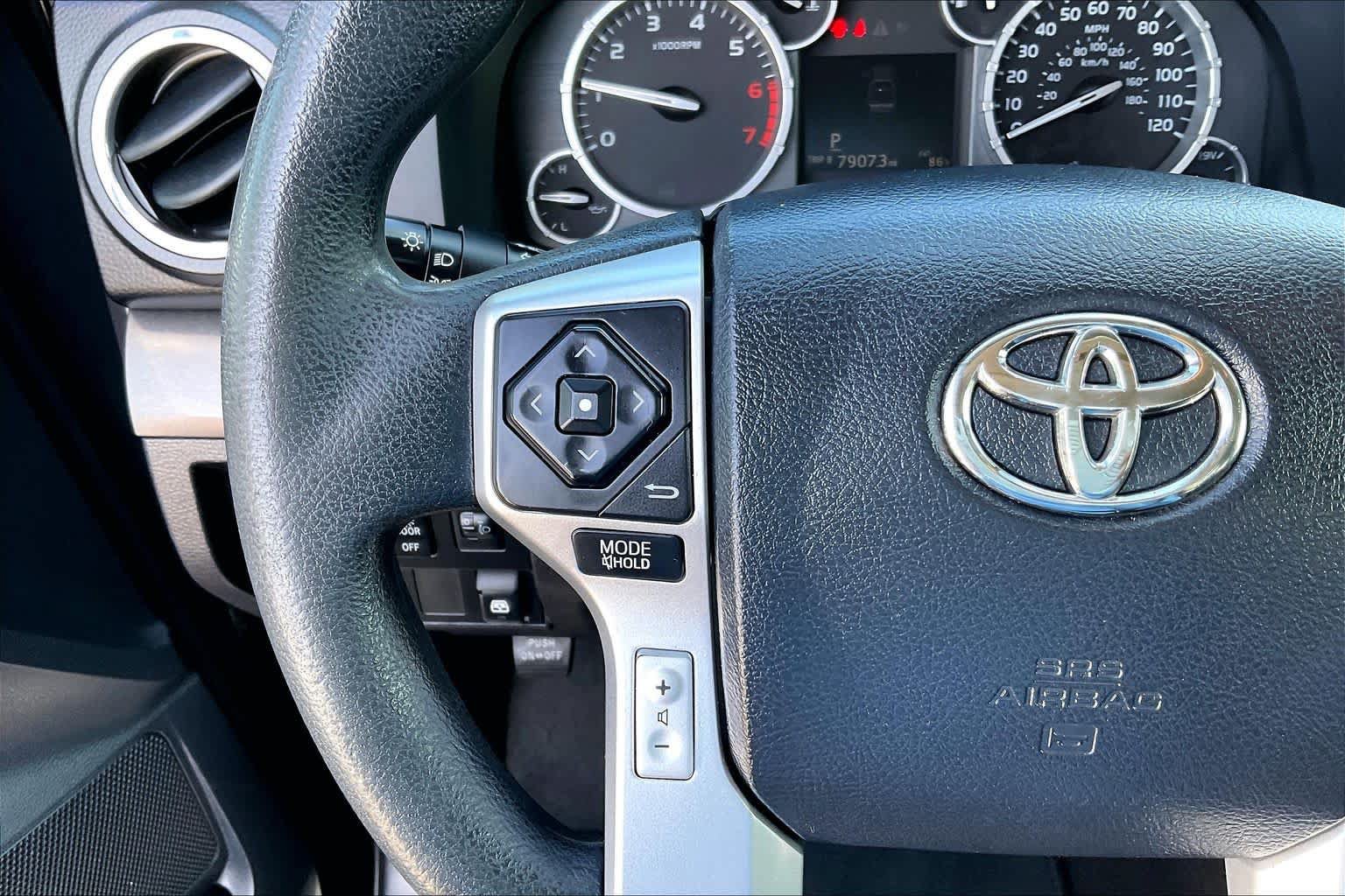 Used 2016 Toyota Tundra SR5 w/ SR5 Upgrade Package RWD image 20