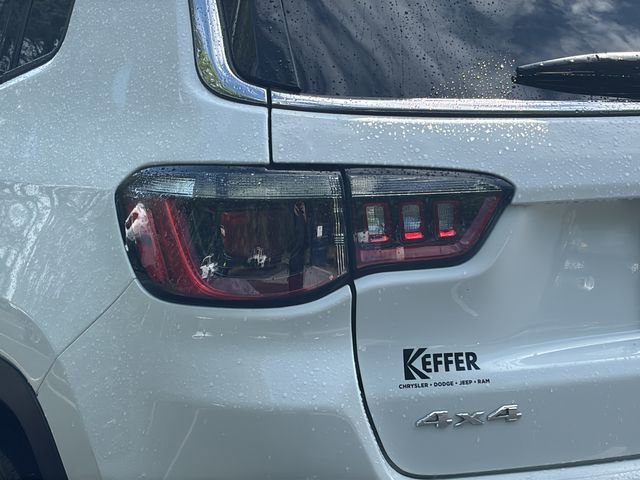 Certified 2024 Jeep Compass Sport AWD/4WD image 25