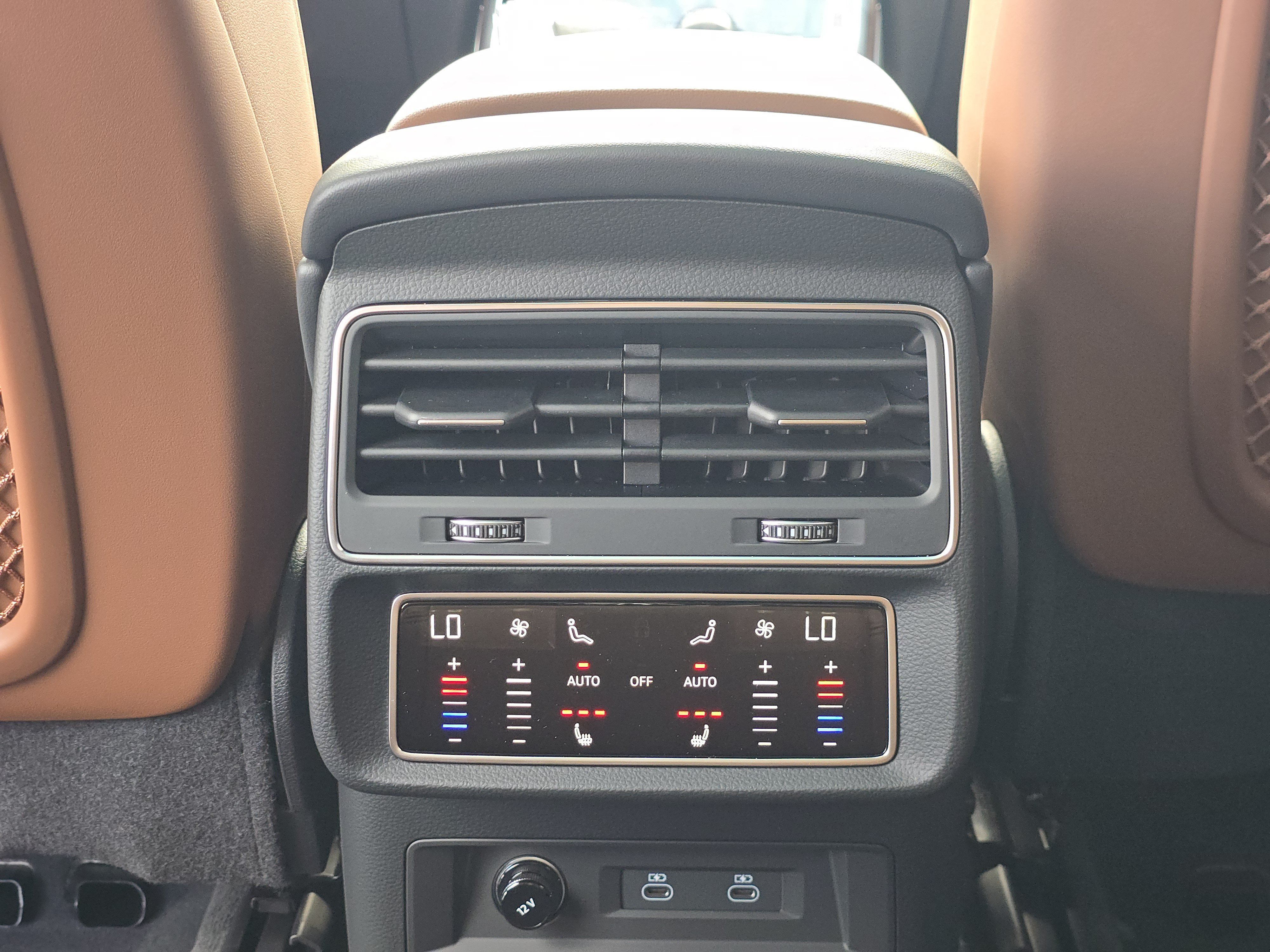 New 2026 Audi Q8 Premium Plus AWD/4WD image 19