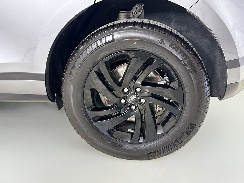 Used 2024 Land Rover Range Rover Evoque S image 32