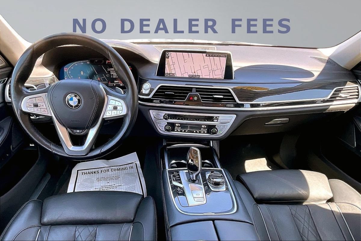 Used 2022 BMW 750i xDrive w/ Executive Package AWD/4WD image 7