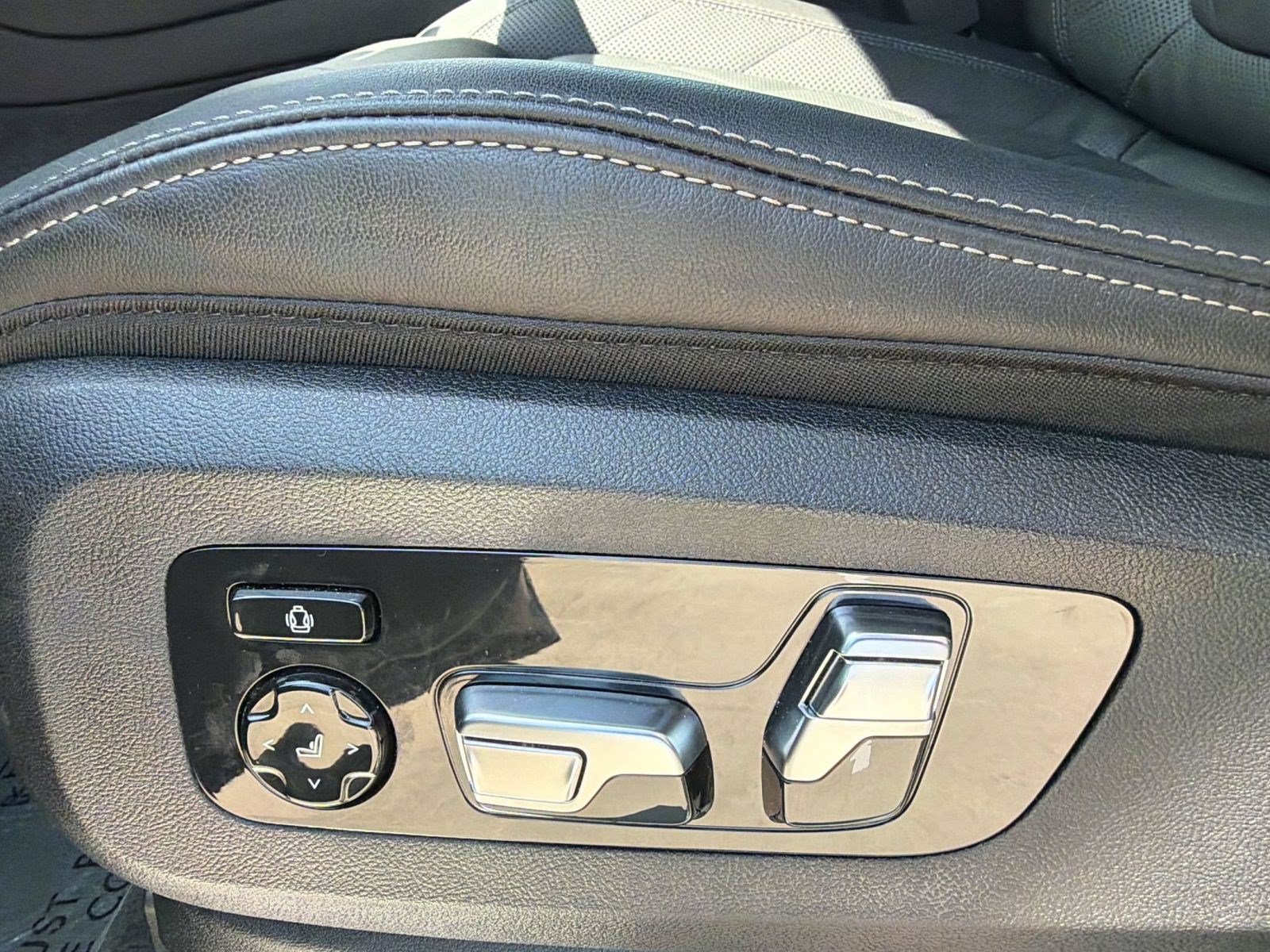 Used 2026 BMW X5 sDrive40i RWD image 14