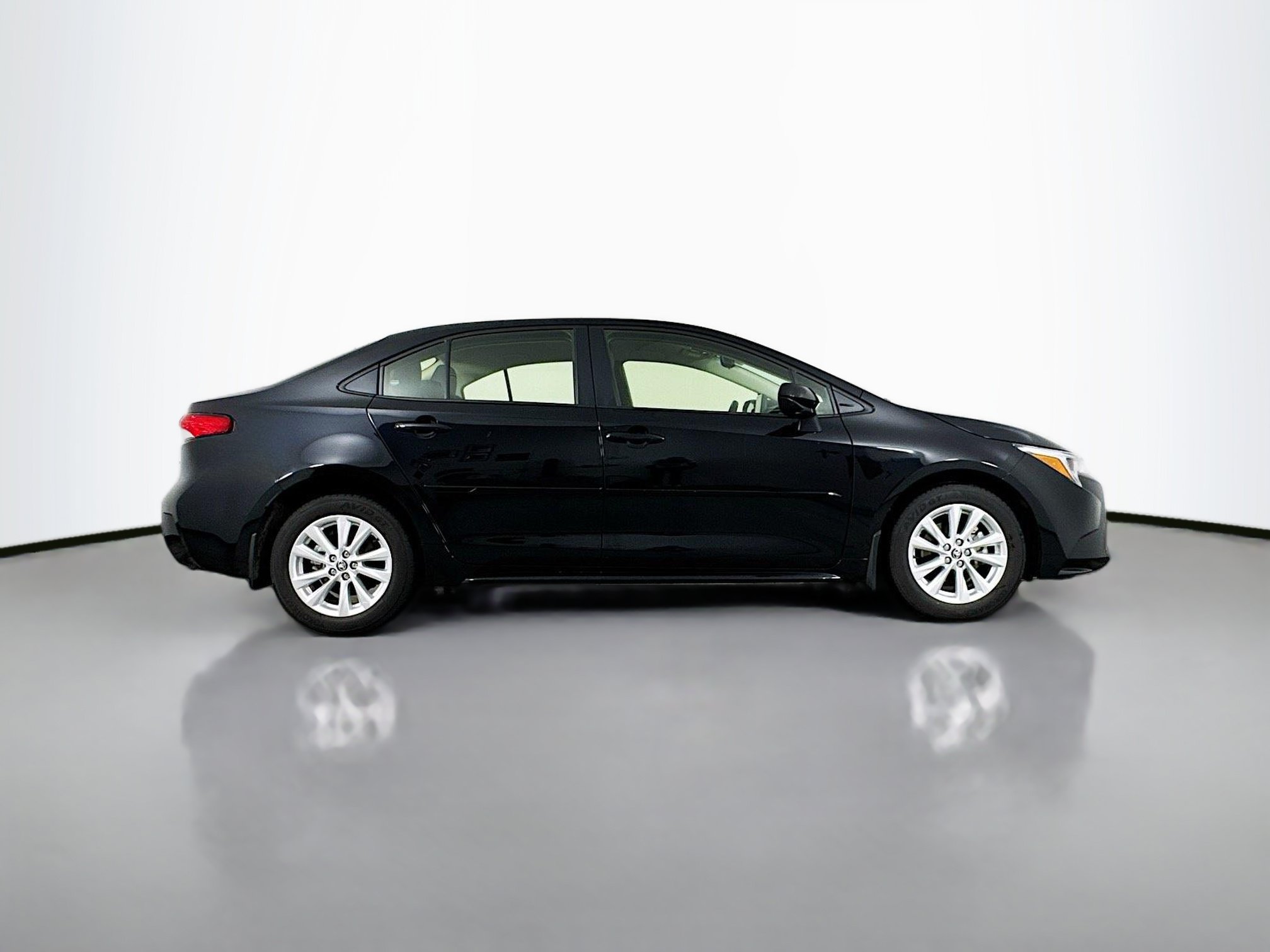 Certified 2023 Toyota Corolla LE w/ LE Convenience Package FWD image 8