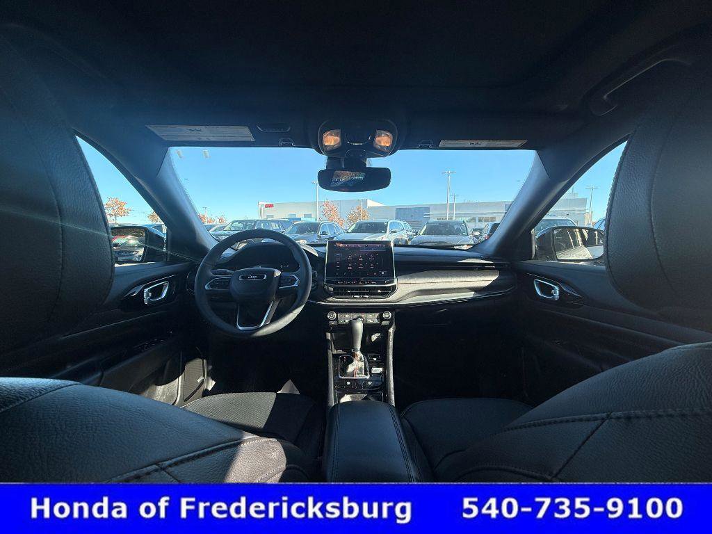 Used 2023 Jeep Compass Trailhawk w/ Trailhawk Elite Group image 39