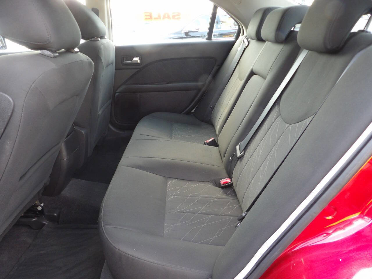 Used 2010 Mercury Milan image 10