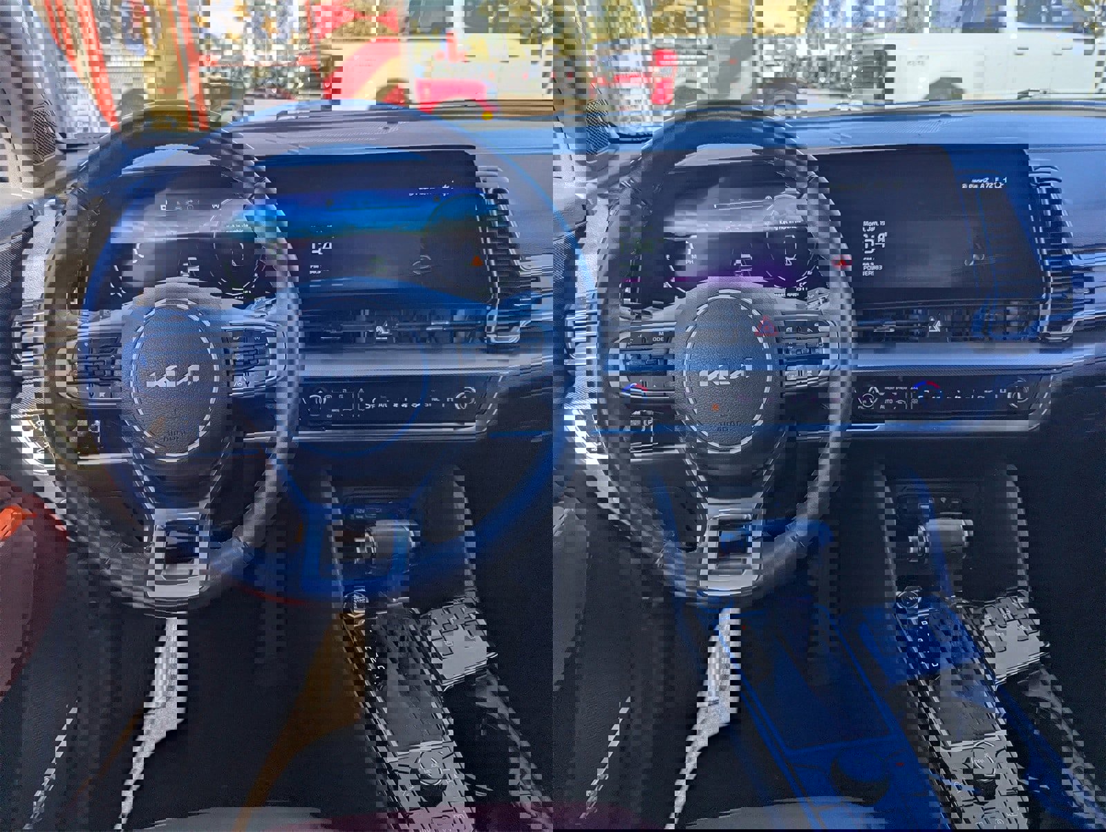 Used 2024 Kia Sportage SX image 17