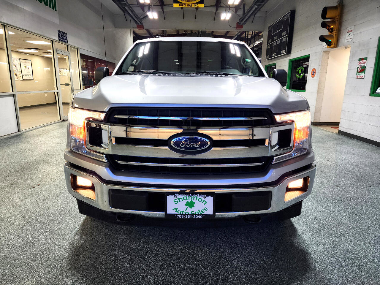 Used 2018 Ford F150 XLT w/ Equipment Group 301A Mid image 3