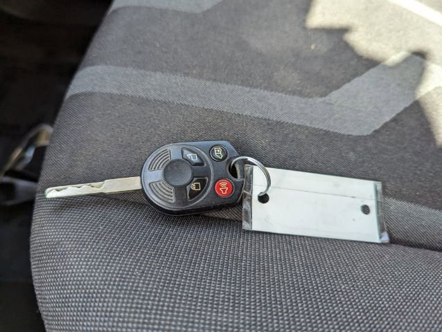 Used 2016 Ford Transit Connect XLT image 23