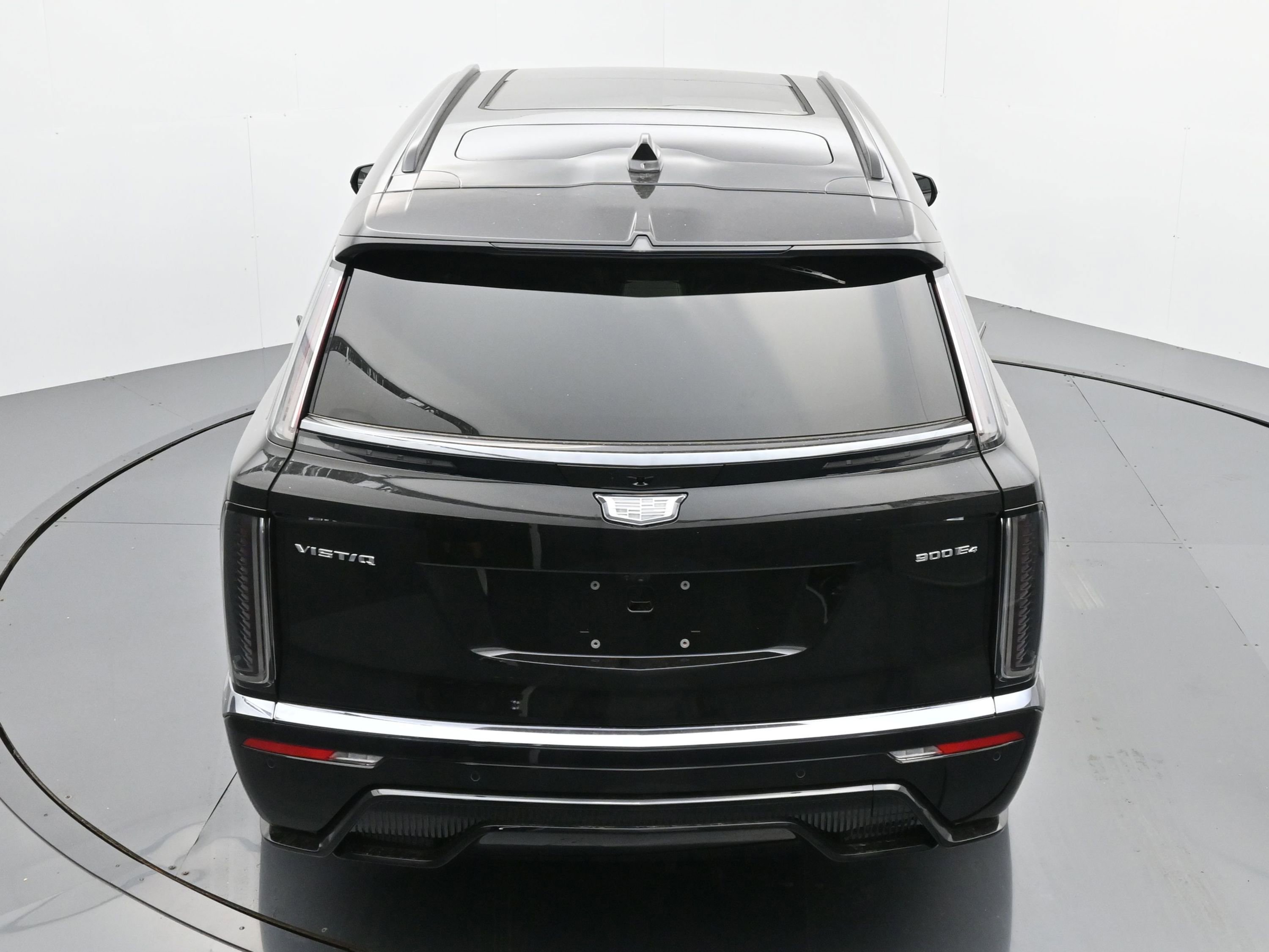 New 2026 Cadillac Vistiq Platinum w/ LPO, Floor Liner Package image 26