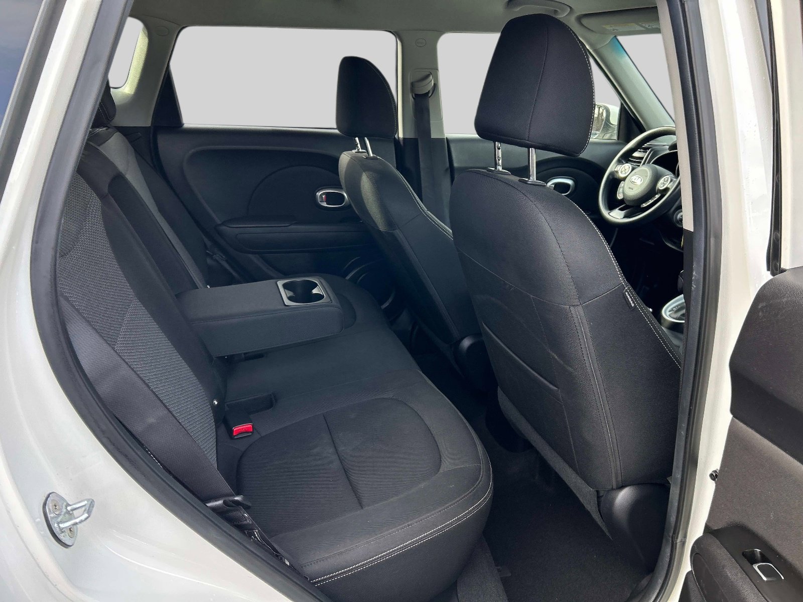 Used 2017 Kia Soul + image 14
