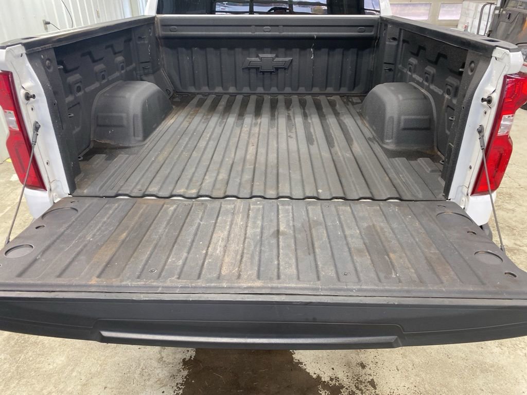 Used 2021 Chevrolet Silverado 1500 Custom Trail Boss w/ LPO, Dark Essentials Package image 9