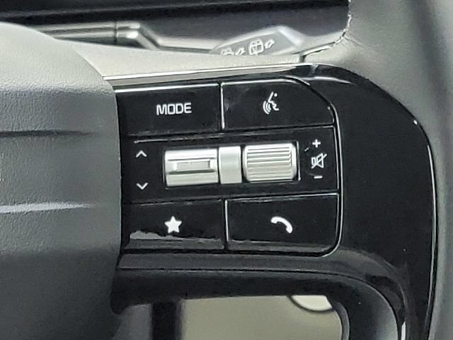 Certified 2026 Kia Sorento S AWD/4WD image 32