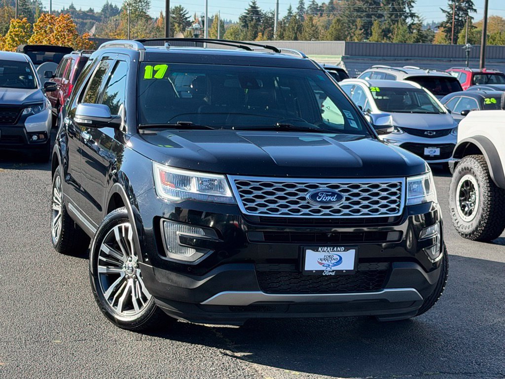 Used 2017 Ford Explorer Platinum AWD/4WD image 1