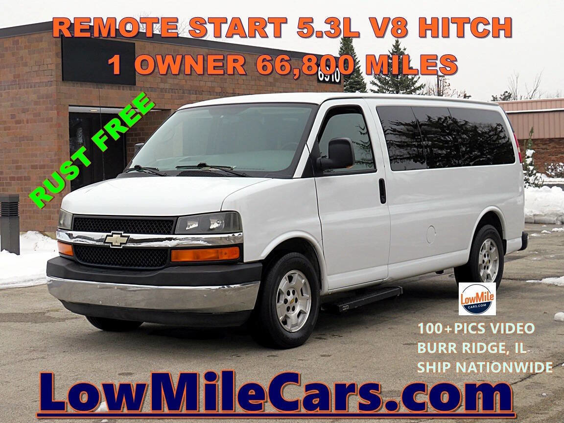Used 2010 Chevrolet Express 1500 LT w/ LT Preferred Equipment Group image 1