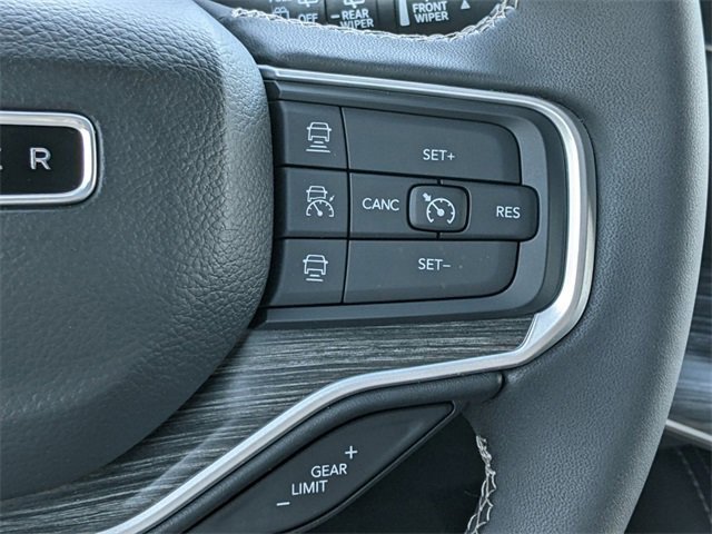 New 2024 Jeep Wagoneer L Series III w/ Premium Group I image 25