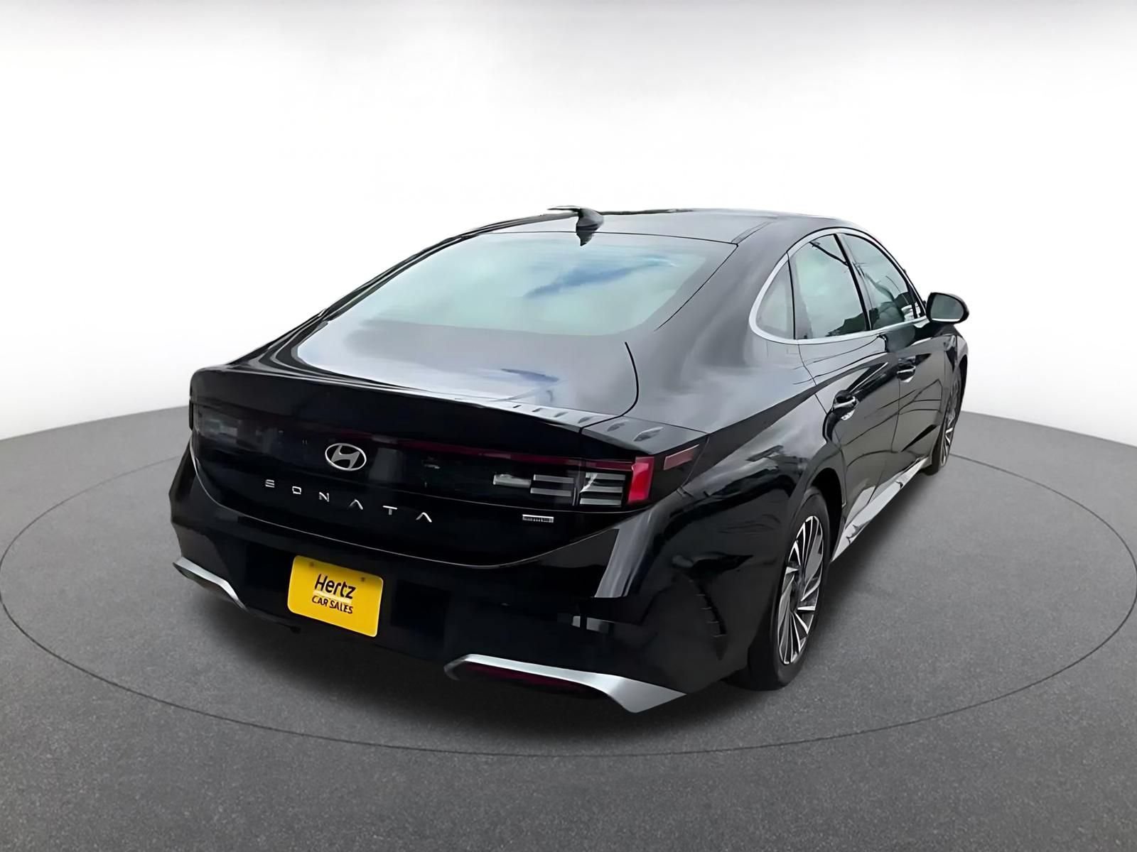 Used 2025 Hyundai Sonata SEL FWD image 13