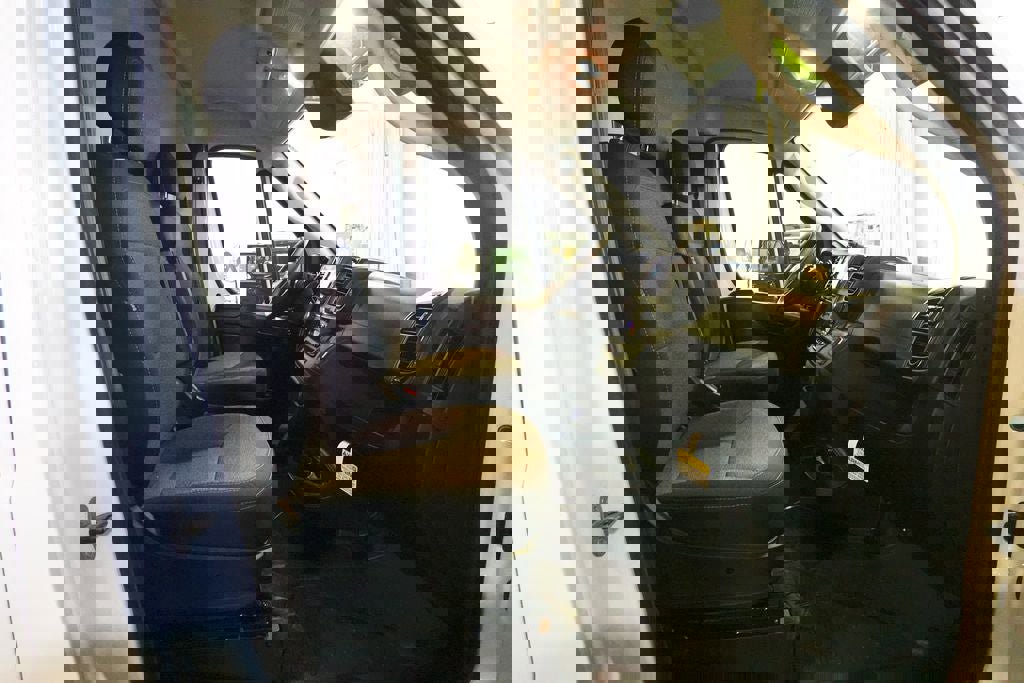 Used 2024 RAM ProMaster 3500 w/ Convenience Group image 26