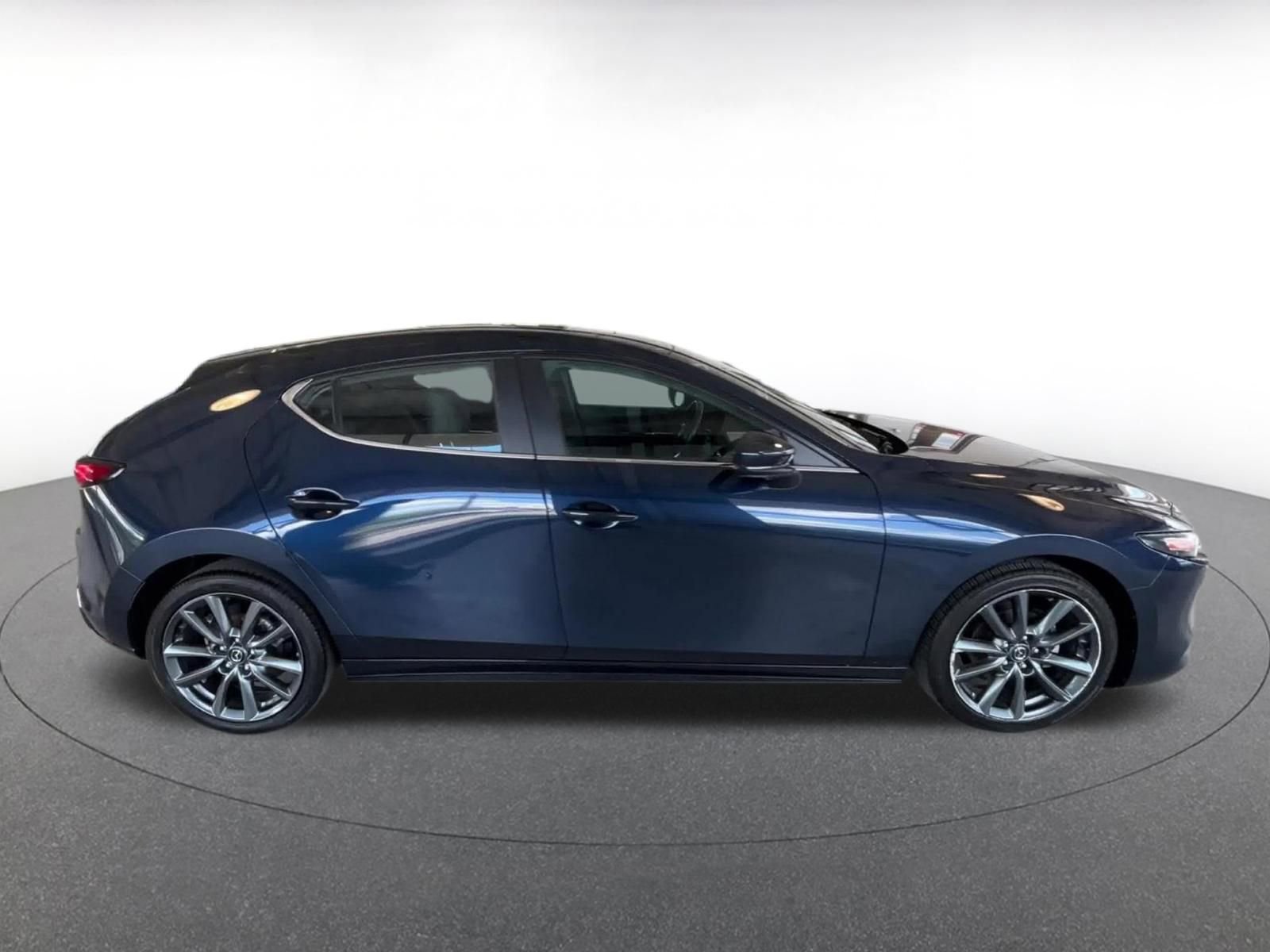Used 2024 MAZDA MAZDA3 s FWD image 16