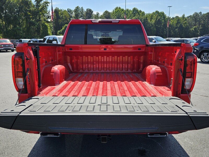 Used 2025 GMC Sierra 1500 Elevation w/ X31 Off-Road Package AWD/4WD image 11