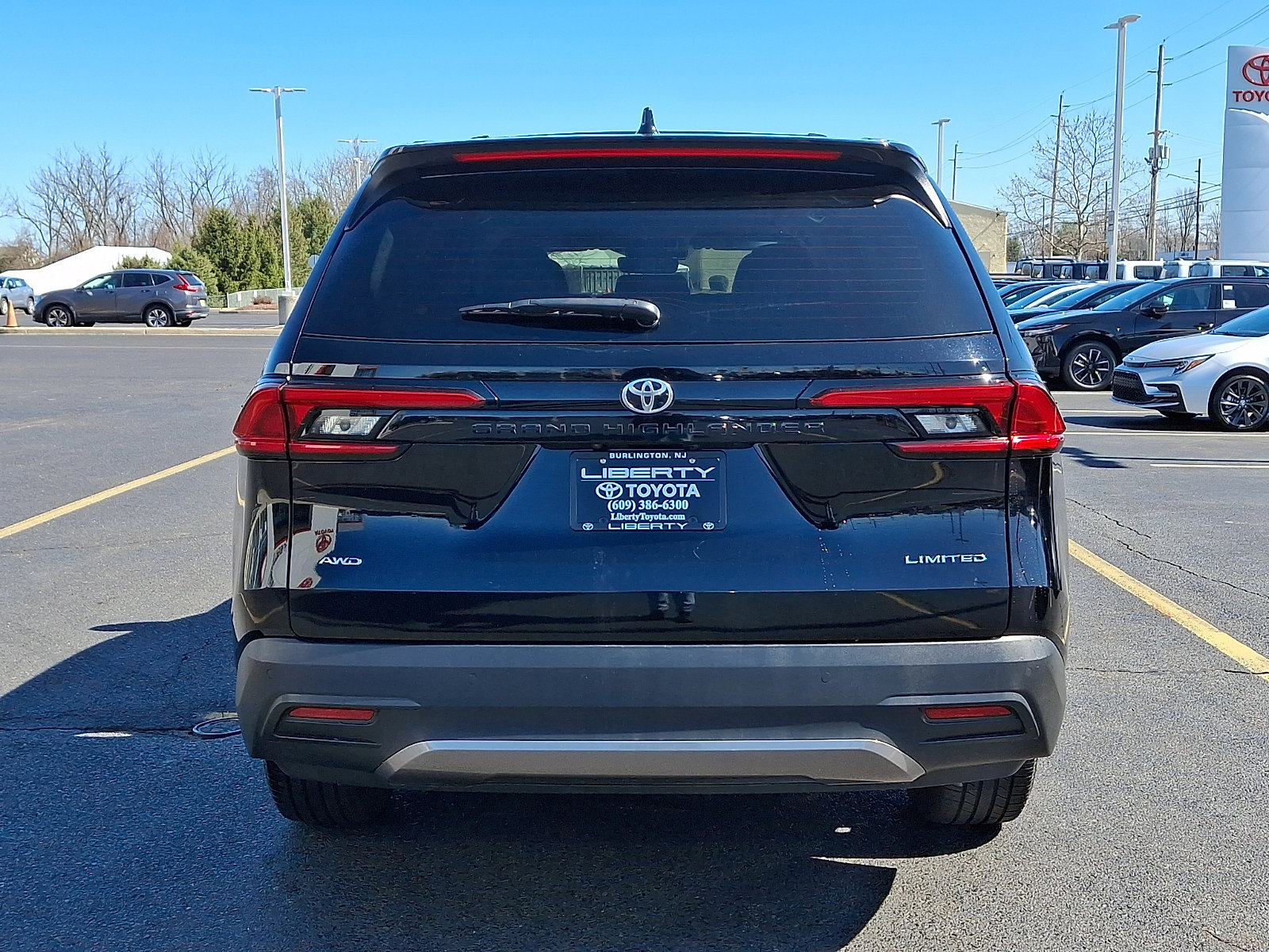 Used 2024 Toyota Grand Highlander AWD image 5