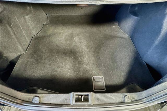 Used 2006 Mercedes-Benz C 350 Sedan image 23