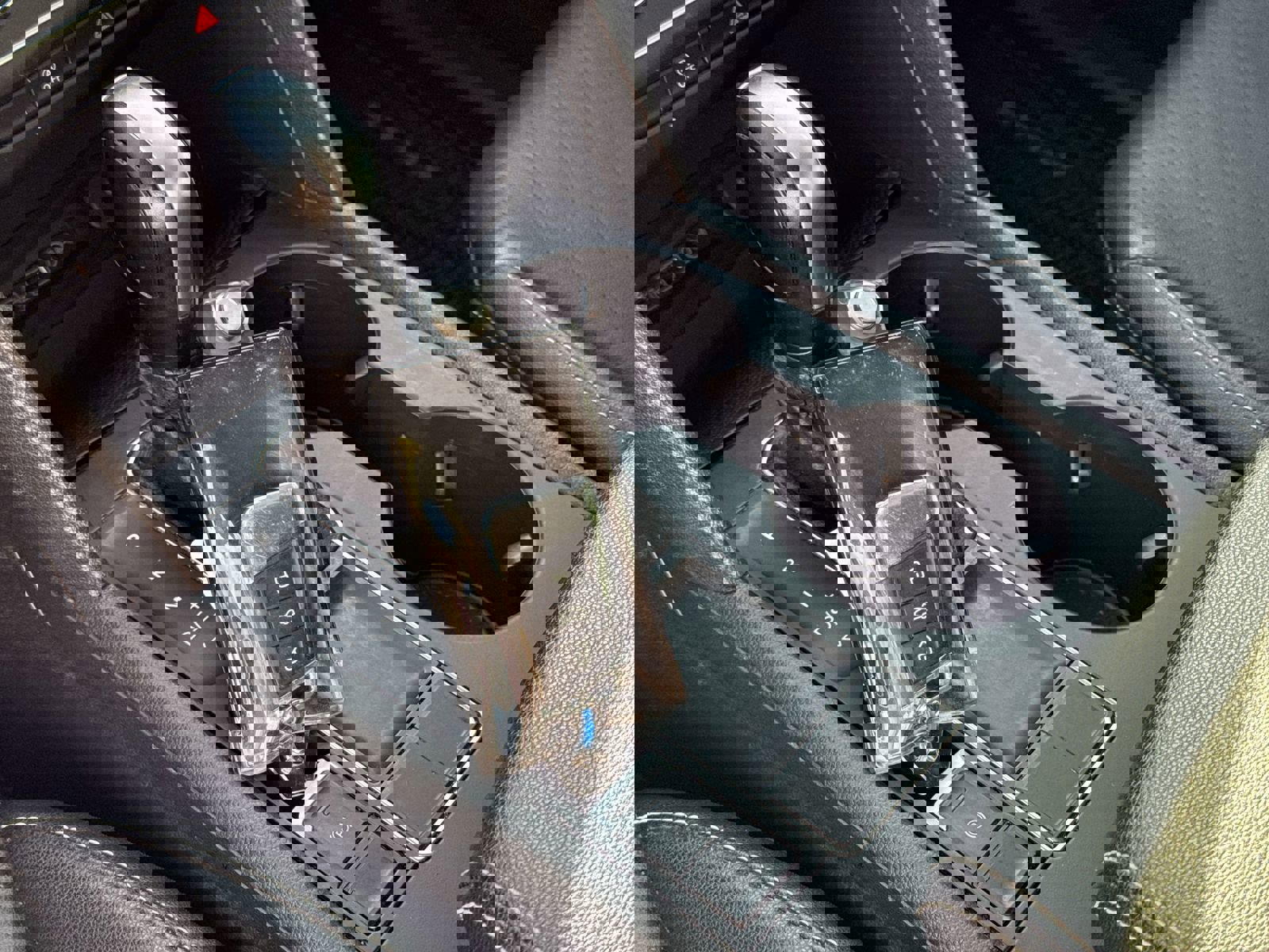 Used 2021 Volkswagen Atlas SE image 35