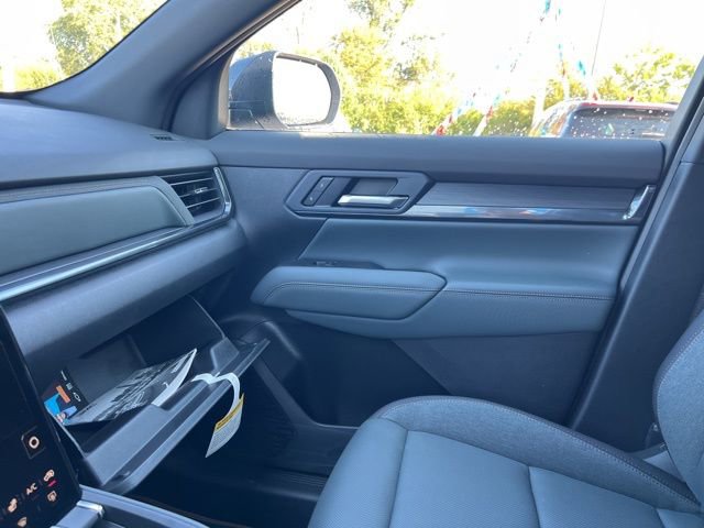 New 2026 GMC Terrain AT4 w/ Convenience Package III image 23