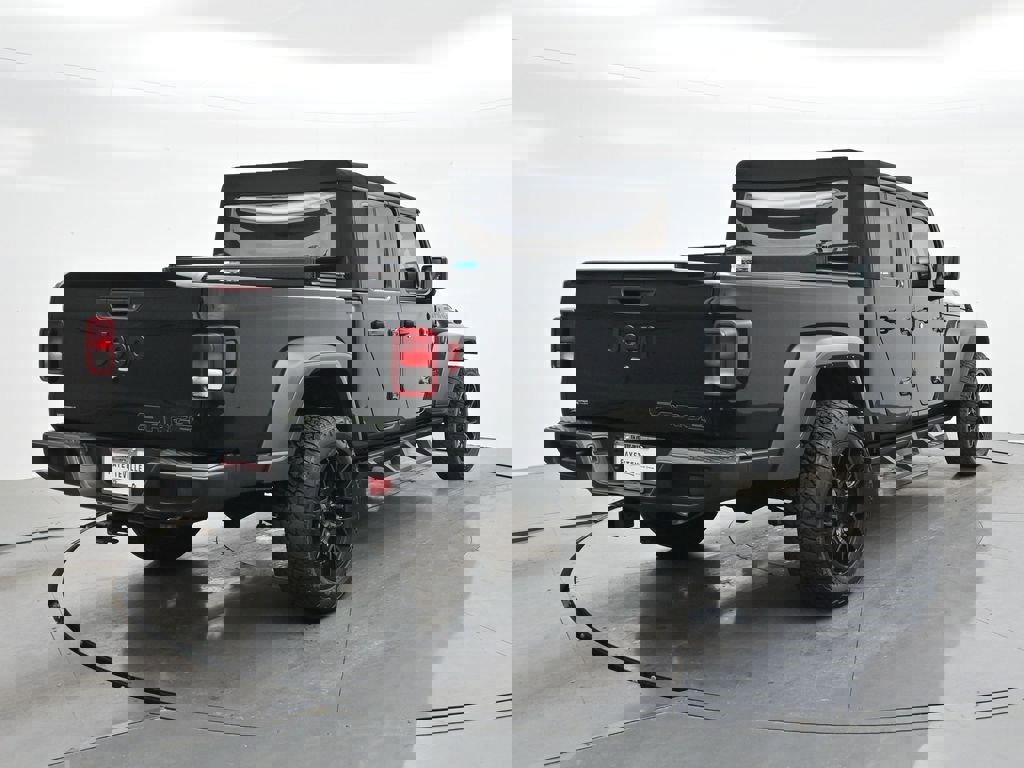 Used 2023 Jeep Gladiator Sport AWD/4WD image 5