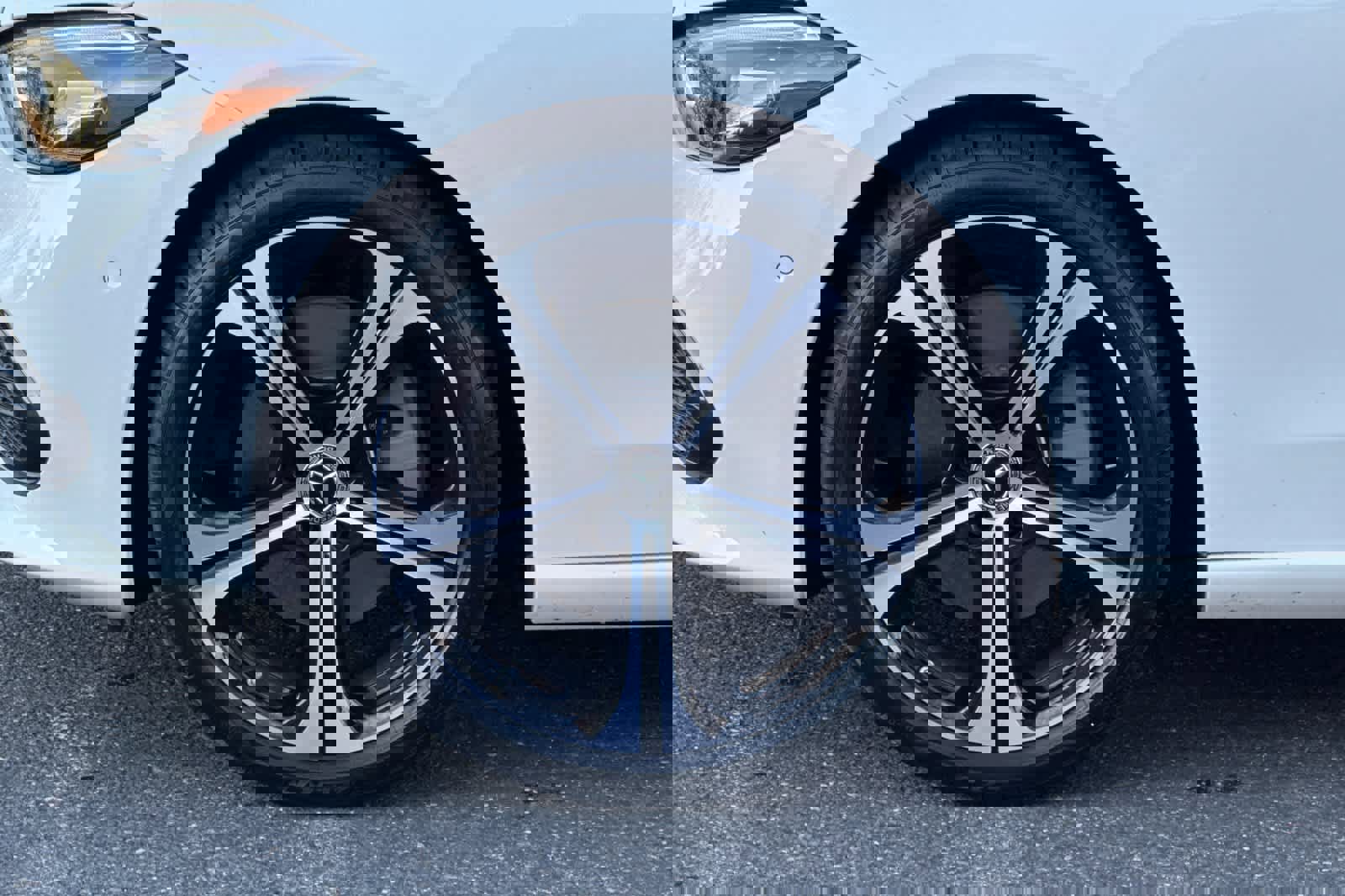 Certified 2025 Mercedes-Benz C 300 Sedan image 24