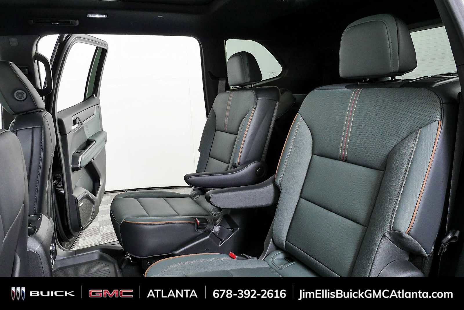New 2026 GMC Acadia AT4 w/ Luxury Package AWD/4WD image 22