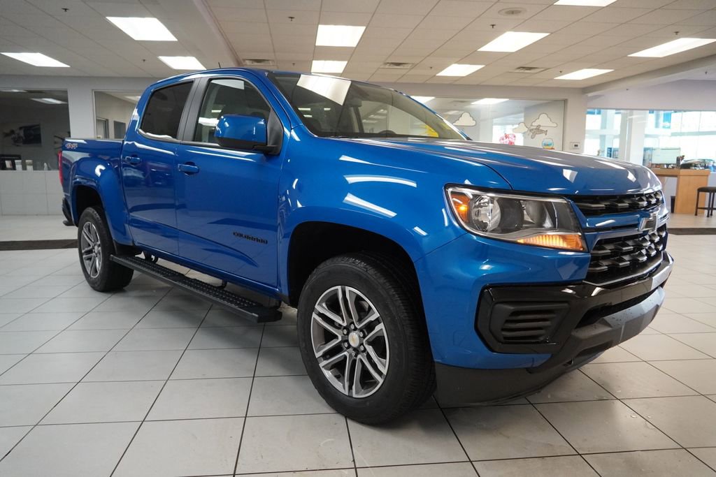 Used 2021 Chevrolet Colorado W/T w/ Custom Special Edition AWD/4WD image 14