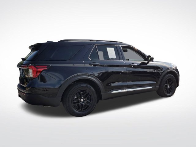 Used 2025 Ford Explorer Active RWD image 3