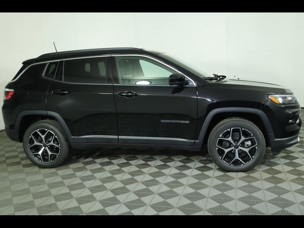 New 2026 Jeep Compass Limited image 13
